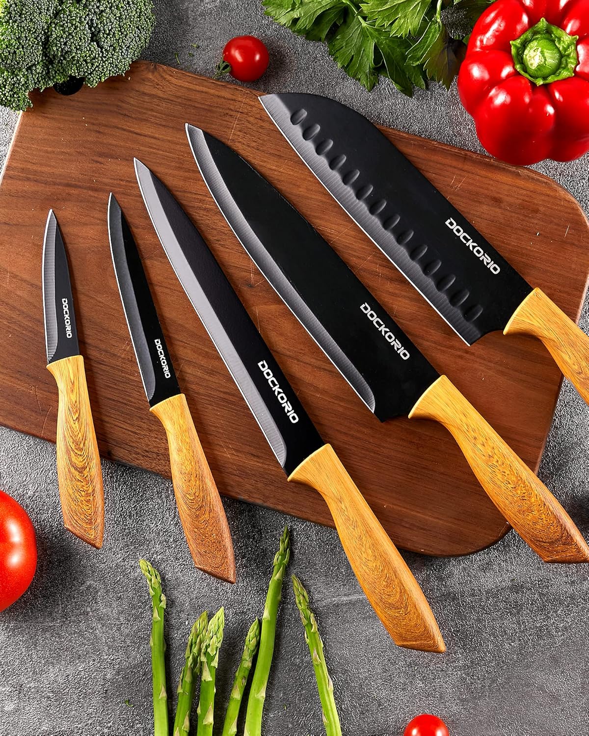 The knife body is made of stainless steel, which ensures the service life of the knife body, no need to worry about rotting